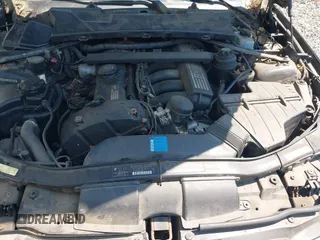 2009 BMW 3 Series 328i with VIN WBAWR33549P461633, listed as a IAAI auction lot 42659410 with 174,049 mi miles and . Bid and sale history available at DreamBid. Image 10.