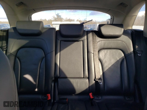 2010 Audi Q5 Premium with VIN WA1CKAFP8AA097438, listed as a Copart auction lot 43695035 with 193,123 mi miles and Clean Title. Bid and sale history available at carsss.com. Image 10.