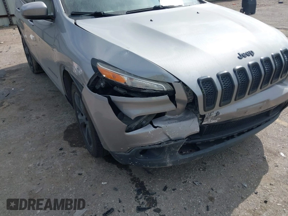 2016 Jeep Cherokee Latitude with VIN 1C4PJLCB3GW107402, listed as a IAAI auction lot 41505242 with 110,994 mi miles. Bid and sale history available at carsss.com. Image 17.