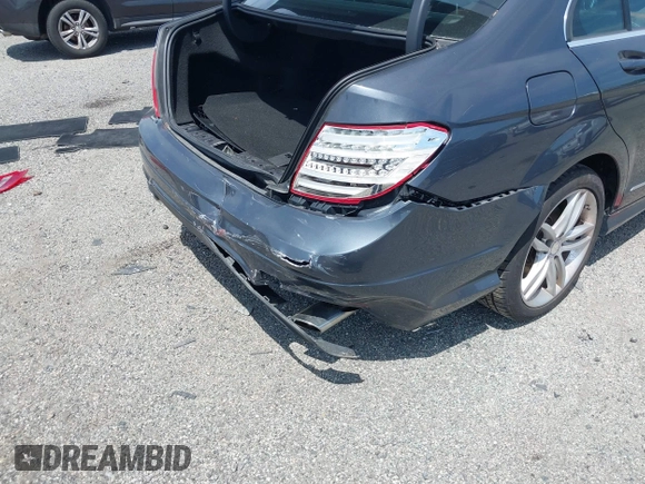2013 Mercedes-Benz C 300 Sport with VIN WDDGF8AB3DR247015, listed as a IAAI auction lot 42292350 with 118,370 mi miles and . Bid and sale history available at DreamBid. Image 6.