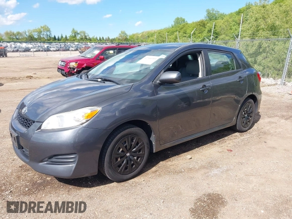 2009 Toyota Matrix z VIN 2T1KU40E89C007605, wystawiony jako IAAI lot #42344303 z przebiegiem 189 196 mil mil oraz . Historia ofert i sprzedaży dostępna na DreamBid. Obrazek 2.