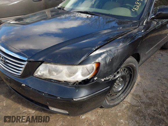 2009 Hyundai Azera Limited z VIN KMHFC46F59A428900, wystawiony jako IAAI lot #41234438 z przebiegiem 258 219 mil mil oraz . Historia ofert i sprzedaży dostępna na DreamBid. Obrazek 6.