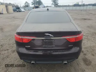 2017 Jaguar XF 35t Premium with VIN SAJBD4BV1HCY27546, listed as a Copart auction lot 86056234 with 102,932 mi miles and Clean Title. Bid and sale history available at carsss.com. Image 6.