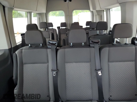 2025 Ford Transit Passenger XL with VIN 1FBAX2X83SKA19726, listed as a Copart auction lot 59671445 with 5,704 mi miles and Clean title. Bid and sale history available at DreamBid. Image 10.