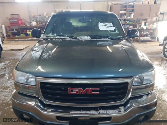 2007 GMC Sierra 1500 Classic SLE1 with VIN 2GTEK13Z571102361, listed as a IAAI auction lot 41607957 with NaN miles. Bid and sale history available at carsss.com. Image 12.