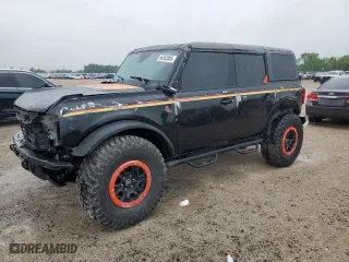 2022 Ford Bronco with VIN 1FMEE5DP5NLB31700, listed as a Copart auction lot 54353305 with 50,538 mi miles and Salvage Title. Bid and sale history available at carsss.com. Image 1.