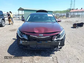 2016 Kia Optima EX z VIN 5XXGU4L37GG114750, wystawiony jako IAAI lot #42154903 z przebiegiem 97 625 mil mil oraz . Historia ofert i sprzedaży dostępna na DreamBid. Obrazek 13.