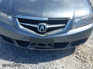 2005 Acura TSX with VIN JH4CL96835C005901, listed as a IAAI auction lot 42046102 with 171,876 mi miles. Bid and sale history available at carsss.com. Image 13.