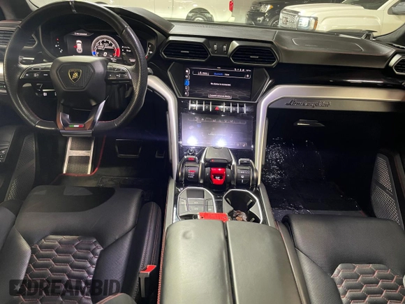 2019 Lamborghini Urus z VIN ZPBUA1ZL8KLA04356, wystawiony jako Copart lot #80452844 z przebiegiem 12 936 mil mil oraz Czysty tytuł • Clean title. Historia ofert i sprzedaży dostępna na DreamBid. Obrazek 9.