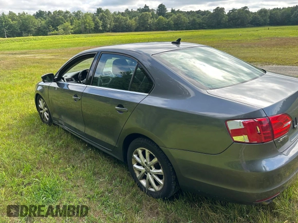 2014 Volkswagen Jetta SE с VIN 3VWD17AJ8EM3721, выставлен на аукционе Copart как лот 66252145 с пробегом 120 981 миль миль и Чистый • Clean title. История ставок и продаж доступна на DreamBid. Изображение 3.