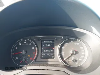 2018 Audi Q3 Premium Plus z VIN WA1HCCFS3JR022277, wystawiony jako IAAI lot #42468345 z przebiegiem 78 225 mil mil oraz . Historia ofert i sprzedaży dostępna na DreamBid. Obrazek 7.