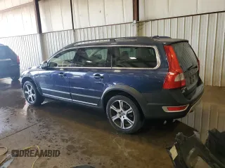 2013 Volvo XC70 T6 with VIN YV4902BZ3D1163124, listed as a Copart auction lot 54206005 with 93,052 mi miles and Salvage Title. Bid and sale history available at DreamBid. Image 2.