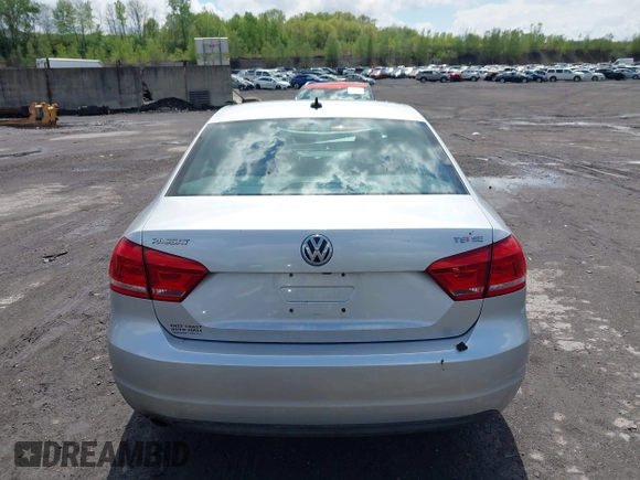 2014 Volkswagen Passat SE with VIN 1VWBT7A32EC070023, listed as a IAAI auction lot 42202567 with 116,438 mi miles and . Bid and sale history available at DreamBid. Image 16.