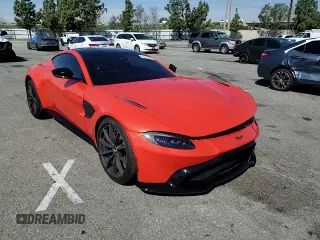 2020 Aston Martin Vantage z VIN SCFSMGAW4LGN03925, wystawiony jako Copart lot #50793594 z przebiegiem Nie podano mil oraz Szkoda całkowita • Salvage title. Historia ofert i sprzedaży dostępna na DreamBid. Obrazek 10.