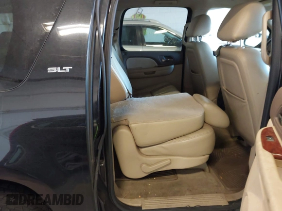 2012 GMC Yukon XL SLT with VIN 1GKS2KE72CR183734, listed as a IAAI auction lot 41116939 with 1 mi miles. Bid and sale history available at carsss.com. Image 8.