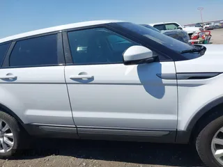 2016 Land Rover Range Rover Evoque SE with VIN SALVP2BGXGH159104, listed as a IAAI auction lot 41908324 with 110,713 mi miles and . Bid and sale history available at DreamBid. Image 13.