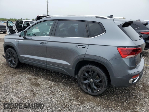 2024 Volkswagen Taos SE z VIN 3VVSX7B24RM131777, wystawiony jako Copart lot #59668105 z przebiegiem 11 100 mil mil oraz Nie do naprawy • Non repairable. Historia ofert i sprzedaży dostępna na DreamBid. Obrazek 2.