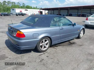 2003 BMW 3 Series 325Ci with VIN WBABS33423PG89117, listed as a IAAI auction lot 42318414 with 143,960 mi miles and . Bid and sale history available at DreamBid. Image 4.