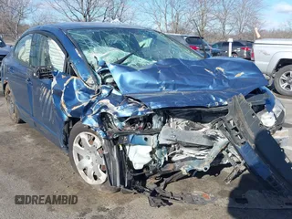 2009 Honda Civic LX z VIN 2HGFA16599H327927, wystawiony jako IAAI lot #41320504 z przebiegiem 136 614 mil mil oraz . Historia ofert i sprzedaży dostępna na DreamBid. Obrazek 1.
