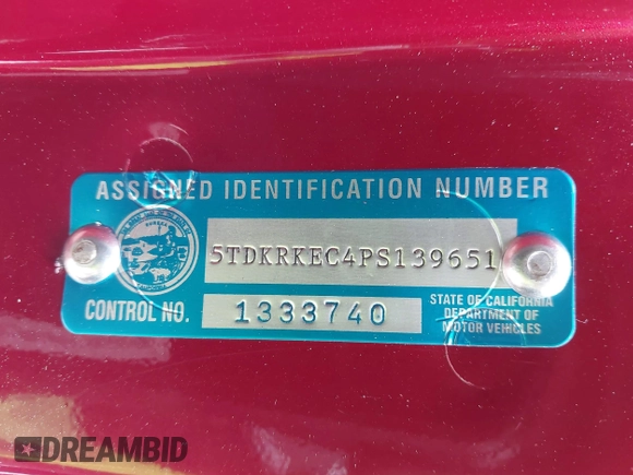 2023 Toyota Sienna LE z VIN 5TDKRKEC4PS139651, wystawiony jako IAAI lot #41310256 z przebiegiem 57 792 mil mil oraz . Historia ofert i sprzedaży dostępna na DreamBid. Obrazek 9.