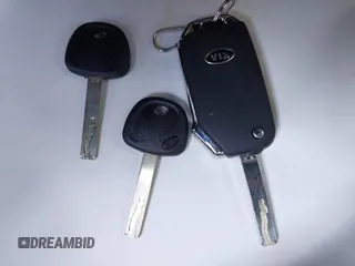 2021 Kia Forte LXS z VIN 3KPF24AD3ME283990, wystawiony jako IAAI lot #41839394 z przebiegiem 66 197 mil mil oraz . Historia ofert i sprzedaży dostępna na DreamBid. Obrazek 11.
