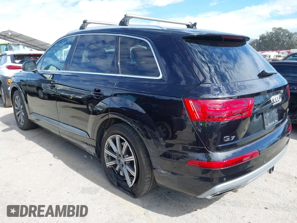 2017 Audi Q7 Prestige z VIN WA1VAAF70HD050053, wystawiony jako IAAI lot #41614112 z przebiegiem 73 892 mil mil oraz . Historia ofert i sprzedaży dostępna na DreamBid. Obrazek 3.