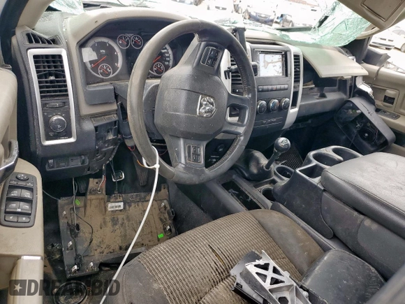 2012 Ram 2500 Big Horn z VIN 3C6UD5DL2CG218956, wystawiony jako Copart lot #53527775 z przebiegiem 230 031 mil mil oraz Szkoda całkowita • Salvage title. Historia ofert i sprzedaży dostępna na DreamBid. Obrazek 8.