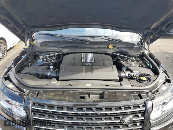 2017 Land Rover Range Rover with VIN SALGV5FE0HA328694, listed as a Copart auction lot 71303274 with 85,303 mi miles and Salvage title. Bid and sale history available at DreamBid. Image 11.