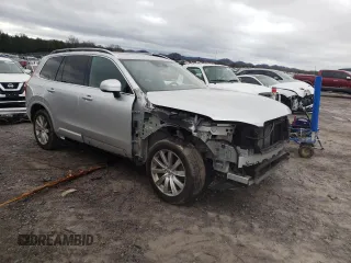 2018 Volvo XC90 Momentum with VIN YV4102PKXJ1344533, listed as a Copart auction lot 73699082 with 65,179 mi miles. Bid and sale history available at carsss.com. Image 4.