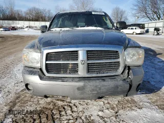 2006 Dodge Dakota SLT with VIN 1D7HW48N56S518438, listed as a Copart auction lot 44543645 with 176,626 mi miles and Salvage title. Bid and sale history available at DreamBid. Image 5.
