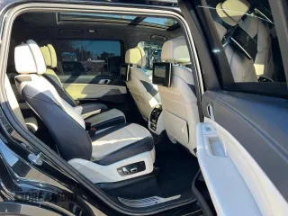 2019 BMW X7 xDrive50i z VIN 5UXCX4C53KLB39548, wystawiony jako Copart lot #54152375 z przebiegiem 159 191 mil mil oraz Czysty tytuł • Clean title. Historia ofert i sprzedaży dostępna na DreamBid. Obrazek 6.