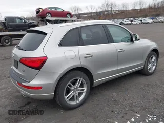 2017 Audi Q5 Premium Plus z VIN WA1L2AFP7HA095898, wystawiony jako IAAI lot #41886892 z przebiegiem 90 175 mil mil oraz . Historia ofert i sprzedaży dostępna na DreamBid. Obrazek 4.