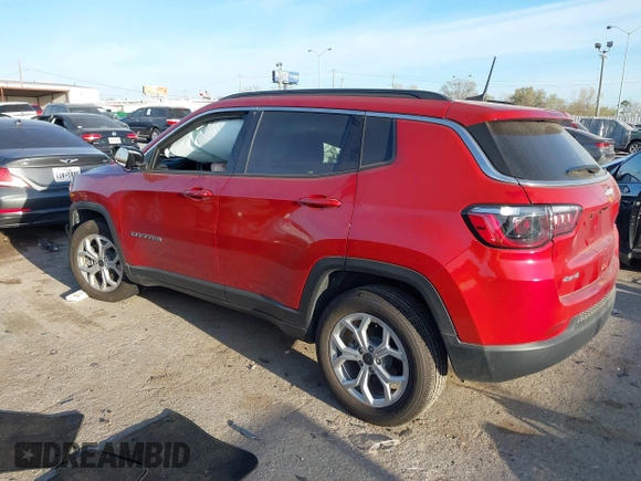 2025 Jeep Compass Latitude с VIN 3C4NJDBN9ST553240, выставлен на аукционе IAAI как лот 41806367 с пробегом 2 508 миль миль и . История ставок и продаж доступна на DreamBid. Изображение 3.