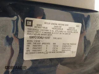 2008 GMC Yukon SLE w/3SA with VIN 1GKFC13C48J115787, listed as a IAAI auction lot 41825682 with 263,533 mi miles. Bid and sale history available at carsss.com. Image 9.