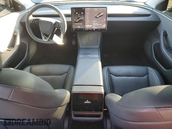 2024 Tesla Model 3 z VIN 5YJ3E1EA0RF736893, wystawiony jako Copart lot #85162464 z przebiegiem 8 479 mil mil oraz Szkoda całkowita • Salvage title. Historia ofert i sprzedaży dostępna na DreamBid. Obrazek 8.