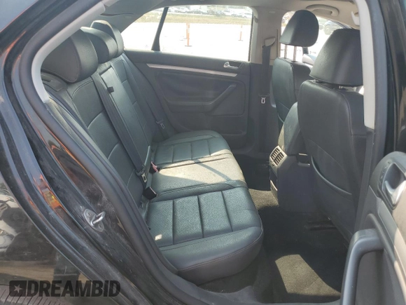 2008 Volkswagen Jetta Wolfsburg Edition with VIN 3VWRJ71K58M153556, listed as a Copart auction lot 71063924 with 197,518 mi miles and Salvage title. Bid and sale history available at DreamBid. Image 10.