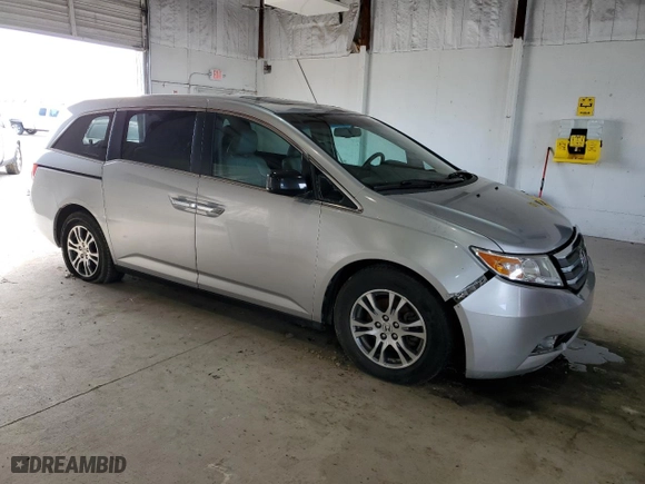 2012 Honda Odyssey EX-L with VIN 5FNRL5H63CB069095, listed as a Copart auction lot 53884155 with 189,922 mi miles and Clean Title. Bid and sale history available at carsss.com. Image 4.