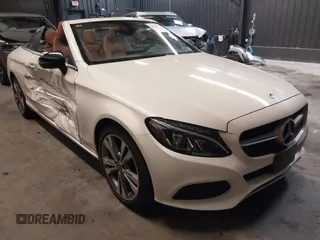2018 Mercedes-Benz C 300 with VIN WDDWK4KB6JF646464, listed as a IAAI auction lot 42150269 with 40,618 mi miles and . Bid and sale history available at DreamBid. Image 1.