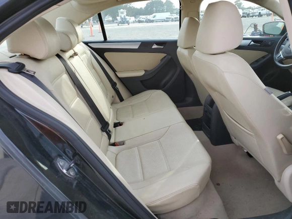 2014 Volkswagen Jetta Sedan SE w/Connectivity with VIN 3VWD07AJXEM209099, listed as a Copart auction lot 45860565 with 111,046 mi miles and Salvage Title. Bid and sale history available at carsss.com. Image 11.