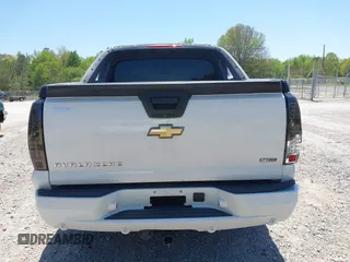 2008 Chevrolet Avalanche 3LT with VIN 3GNEC12088G103407, listed as a IAAI auction lot 42048213 with 195,309 mi miles and . Bid and sale history available at DreamBid. Image 17.