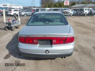 2001 Buick Regal GS with VIN 2G4WF551811225985, listed as a IAAI auction lot 41702504 with 0 mi miles. Bid and sale history available at carsss.com. Image 16.