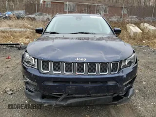 2020 Jeep Compass Latitude with VIN 3C4NJDBB9LT222861, listed as a Copart auction lot 44104285 with 68,090 mi miles and Salvage Title. Bid and sale history available at carsss.com. Image 5.