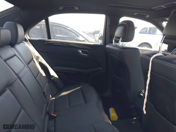 2016 Mercedes-Benz E-Class E 350 Sport with VIN WDDHF5KB3GB224252, listed as a IAAI auction lot 41572165 with 82,775 mi miles. Bid and sale history available at carsss.com. Image 8.