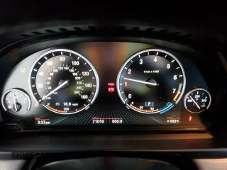 2013 BMW 5 Series 550i with VIN WBAFR9C5XDD226635, listed as a Copart auction lot 74282014 with 71,010 mi miles and Clean Title. Bid and sale history available at DreamBid. Image 9.