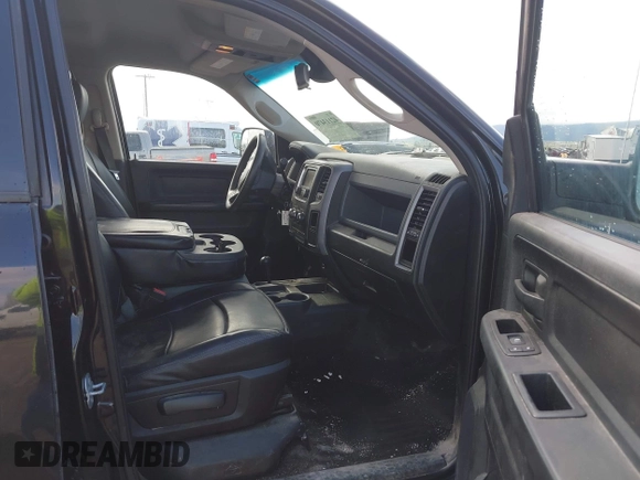 2015 Ram 2500 Tradesman with VIN 3C6UR5CJ3FG674373, listed as a IAAI auction lot 42113470 with 190,055 mi miles and . Bid and sale history available at DreamBid. Image 5.