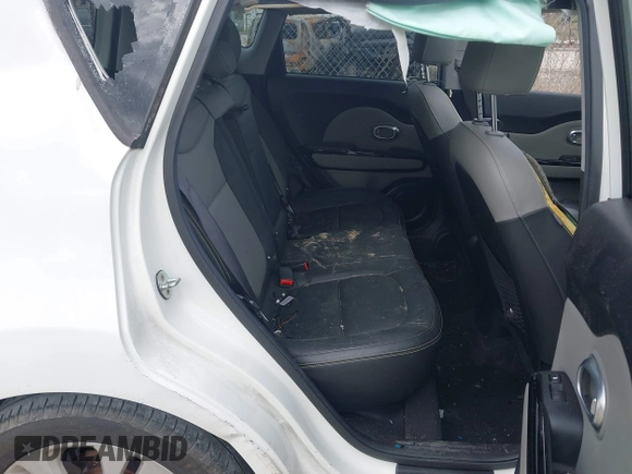 2016 Kia Soul + with VIN KNDJP3A59G7370859, listed as a IAAI auction lot 41941040 with 1 mi miles. Bid and sale history available at carsss.com. Image 8.