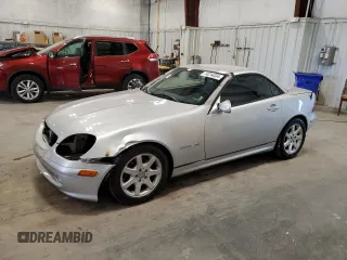 2002 Mercedes-Benz SLK-Class 2.3L Kompressor with VIN WDBKK49F42F262412, listed as a Copart auction lot 74314334 with 126,333 mi miles and Clean Title. Bid and sale history available at carsss.com. Image 1.