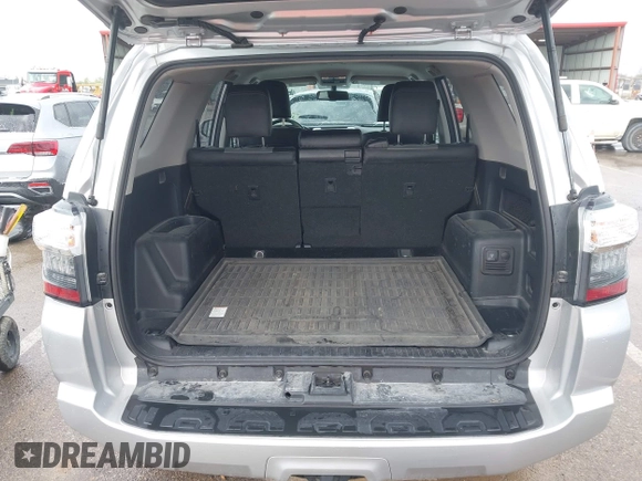 2017 Toyota 4Runner SR5 with VIN JTEBU5JR3H5433541, listed as a IAAI auction lot 42041837 with 121,927 mi miles and . Bid and sale history available at DreamBid. Image 17.