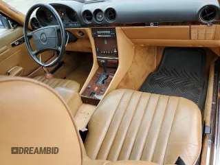 1989 Mercedes-Benz 560 SL with VIN WDBBA48D5KA103768, listed as a Copart auction lot 71965504 with 93,239 mi miles and Salvage Title. Bid and sale history available at DreamBid. Image 8.