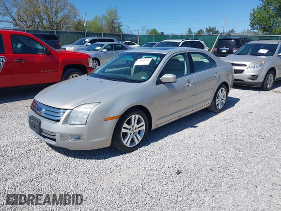 2009 Ford Fusion SEL with VIN 3FAHP08Z99R105267, listed as a IAAI auction lot 42026559 with 80,639 mi miles. Bid and sale history available at carsss.com. Image 2.